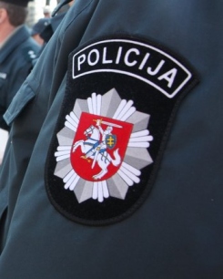 policijarankove1 tit tas